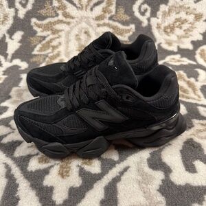 Woman’s New Balance 9060 Triple Black Gym/Running Shoes